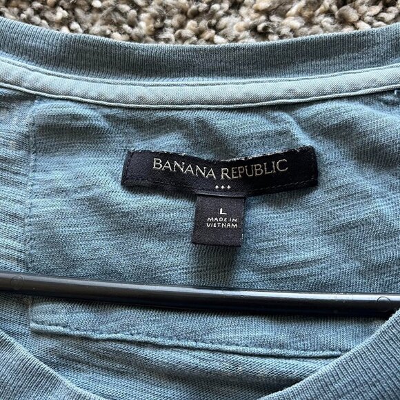 Banana Republic Blue And White Floral T-Shirt, Women's Large Hawaiian Shirt - Picture 3 of 6